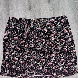 Mini skirt!